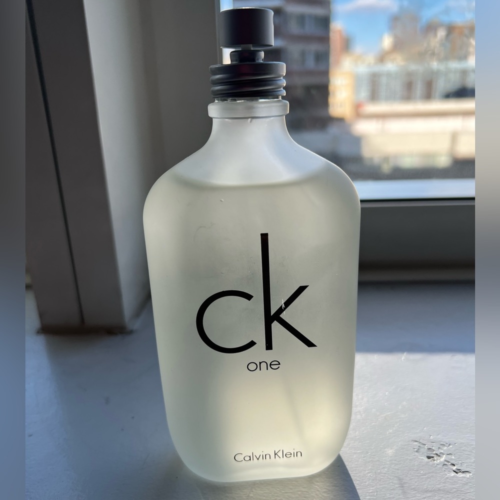 CK One perfume - Calvin Klein - unisex